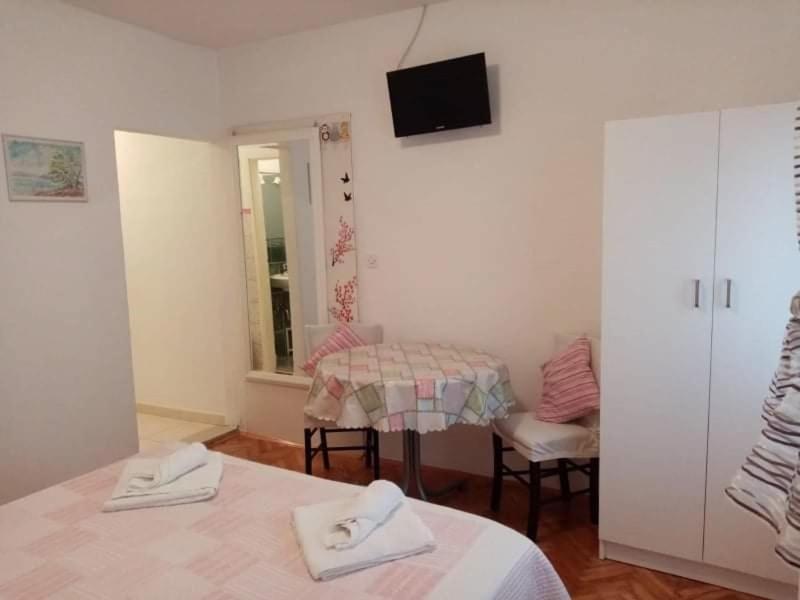 Apartmani Jela Makarská Exteriér fotografie