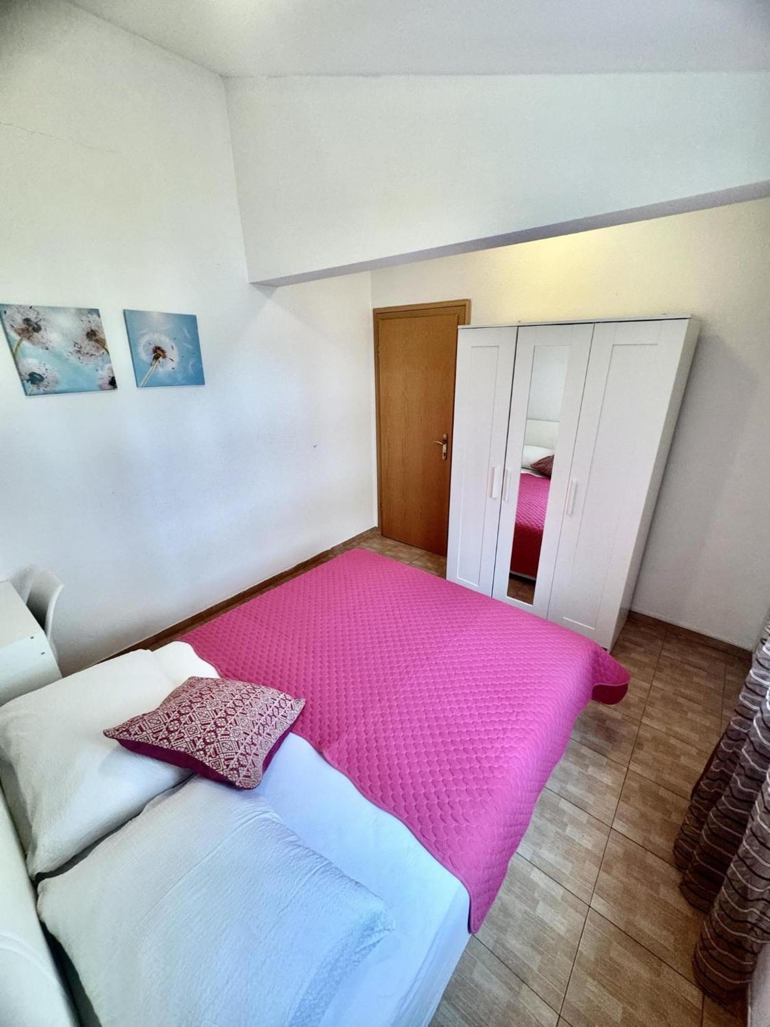 Apartmani Jela Makarská Exteriér fotografie