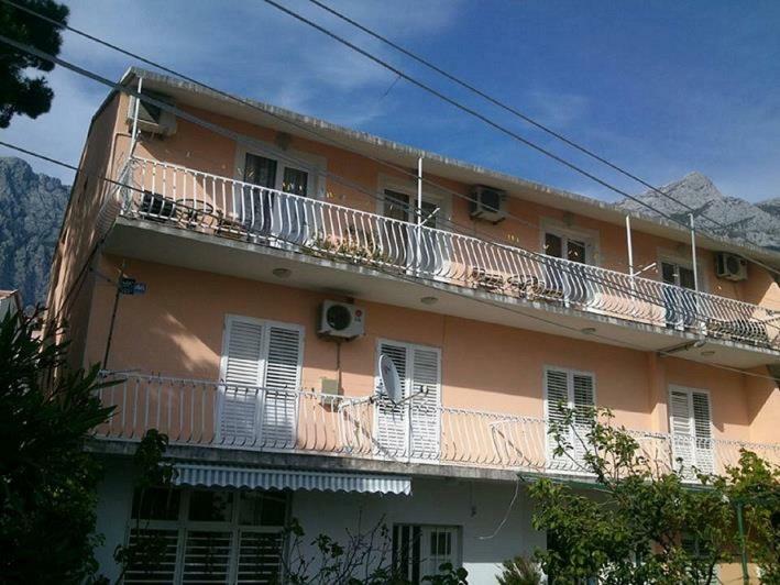 Apartmani Jela Makarská Exteriér fotografie