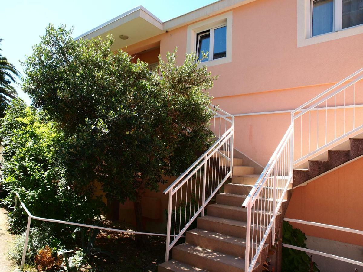 Apartmani Jela Makarská Exteriér fotografie